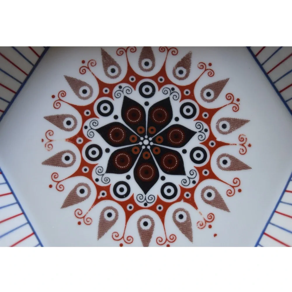 EUC Hexagonal Appetizer Plates 2pc 7.25in White Red Blue Good Mandala Boho